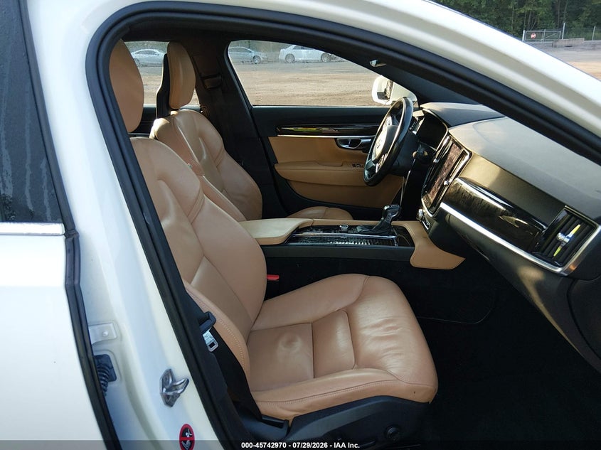 2018 VOLVO S90 auction photo 5