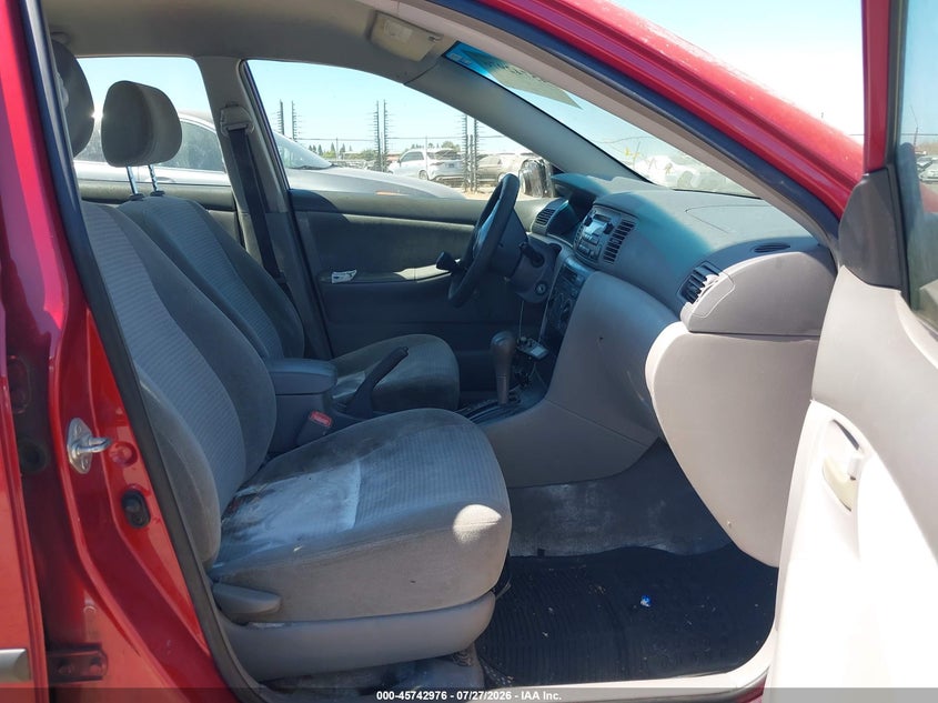 2005 TOYOTA COROLLA auction photo 5