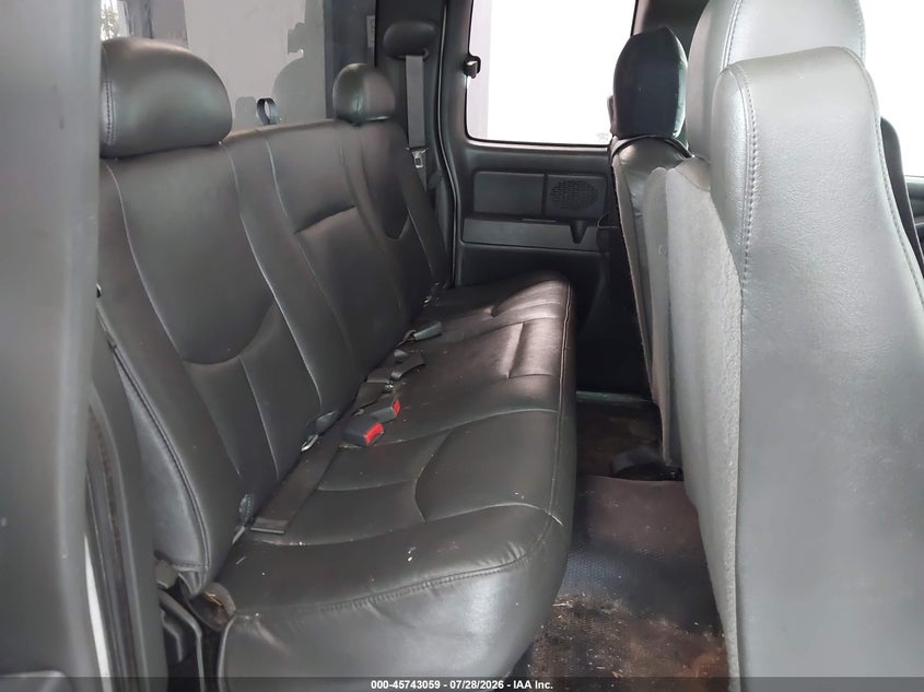 2005 GMC SIERRA 1500 auction photo 8