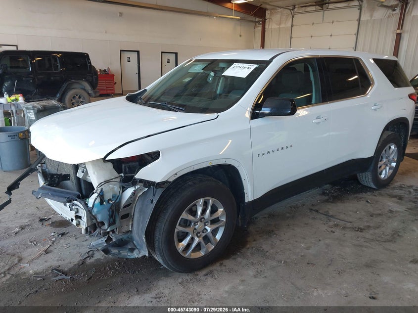 2020 CHEVROLET TRAVERSE auction photo 2