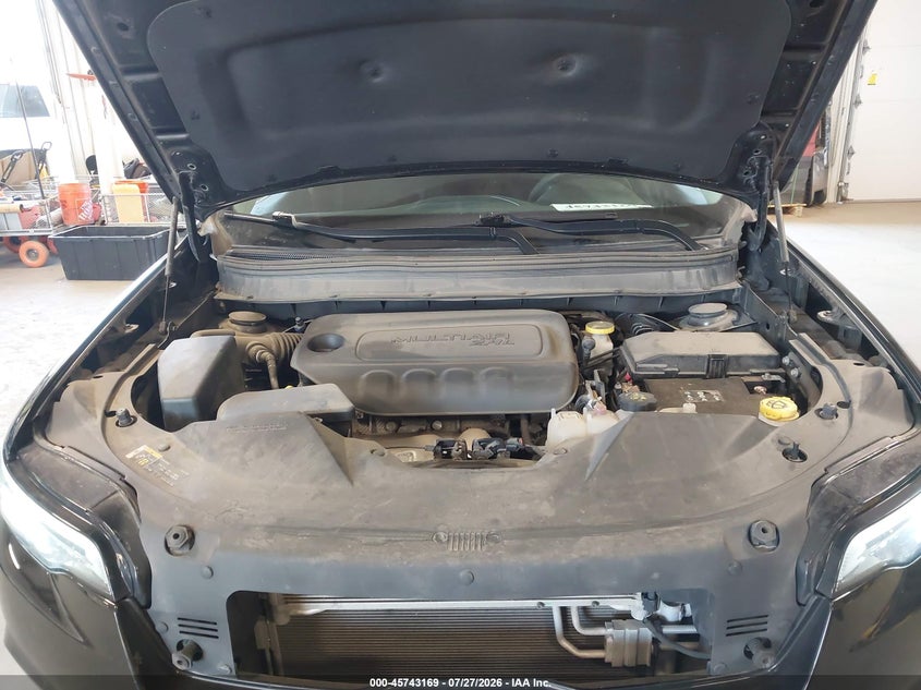 2019 JEEP CHEROKEE SPORT UTILITY VEHICLE 2.4L I-4 VVT, 180HP