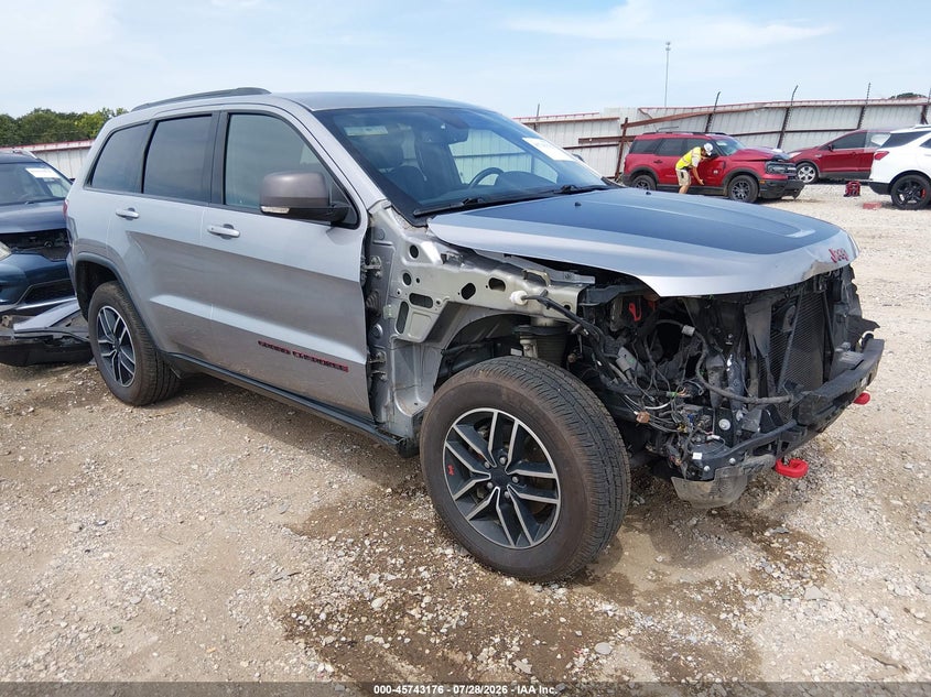 JEEP GRAND CHEROKEE - zdjęcie 1