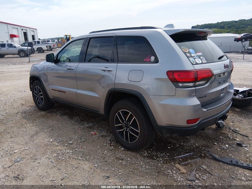 JEEP GRAND CHEROKEE - zdjęcie 3