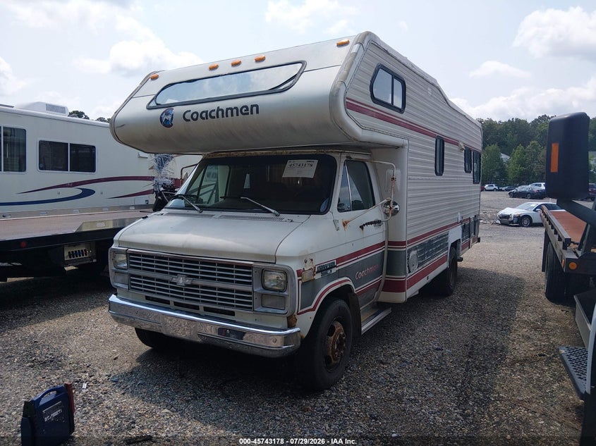 1983 CHEVROLET G30 auction photo 2