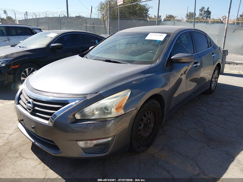 2015 Nissan Altima, Левый бок, IAAI, VIN 1N4AL3AP5FC102061 — фото 2