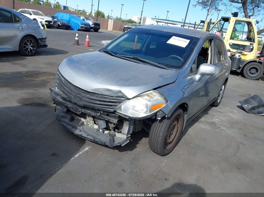 Vin: 3n1bc1apxbl443184, lot: 46242062, nissan versa 1.8s 20112
