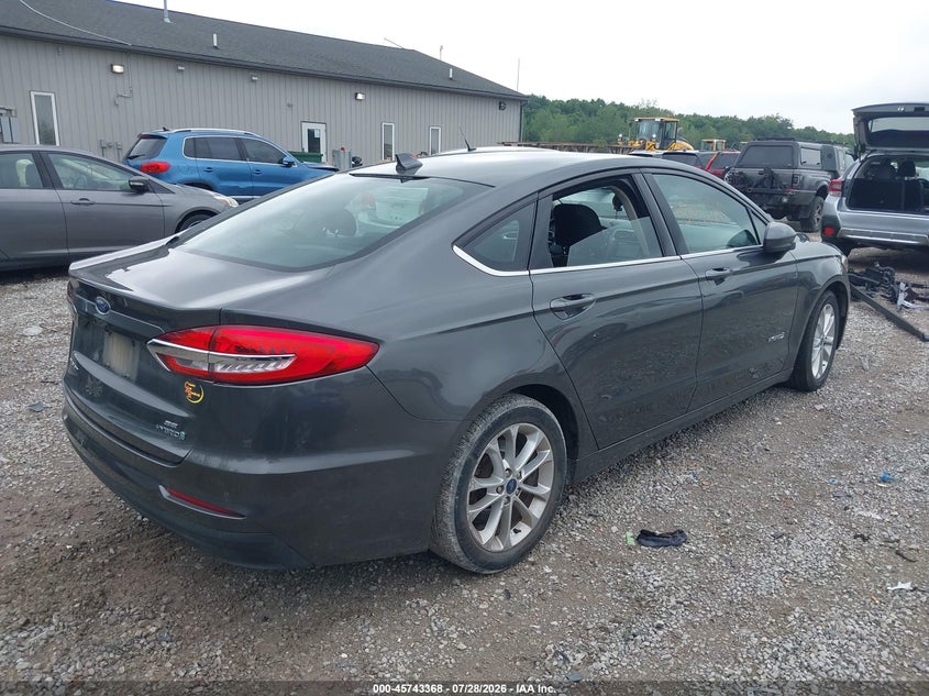 2019 FORD FUSION HYBRID auction photo 4