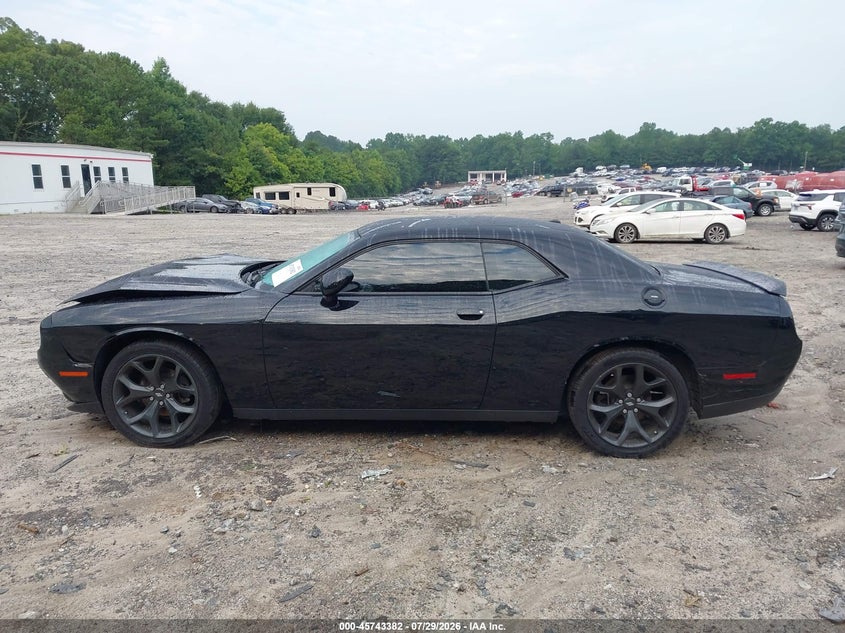 DODGE CHALLENGER - zdjęcie 14