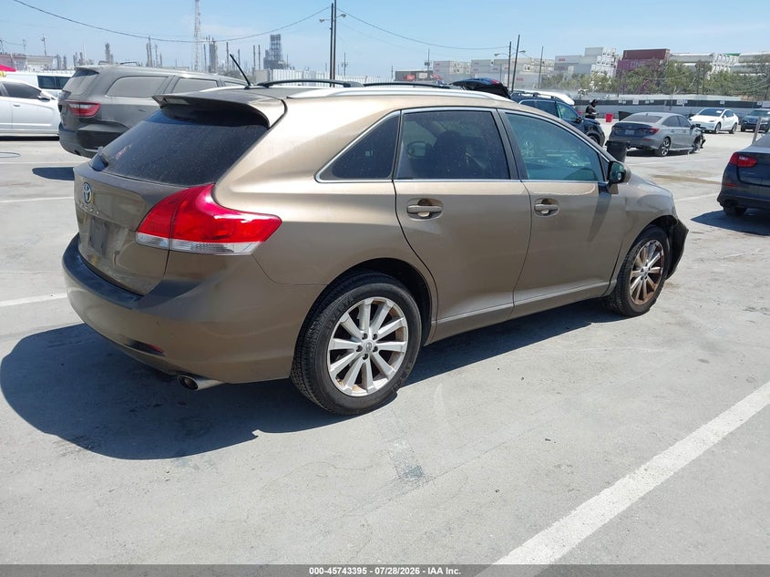Vin: 4t3za3bb9au037257, lot: 46242101, toyota venza 20104