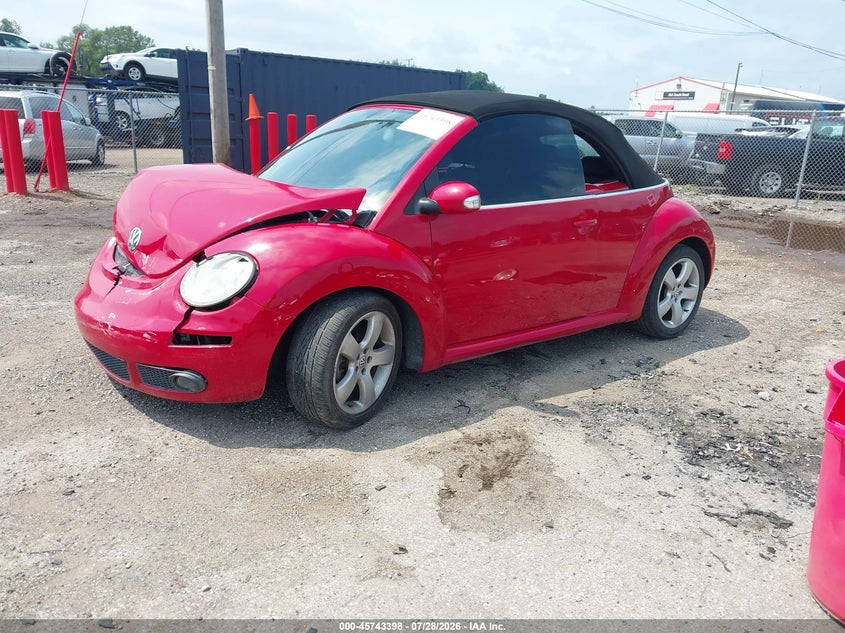 2007 VOLKSWAGEN NEW BEETLE — zdjęcie 2