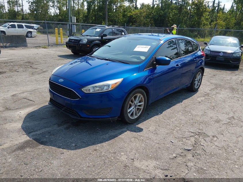 Vin: 1fadp3k23jl220574, lot: 46242107, ford focus se 20182