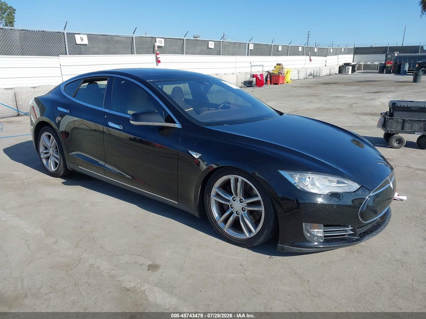 2015 TESLA MODEL S auction photo 1