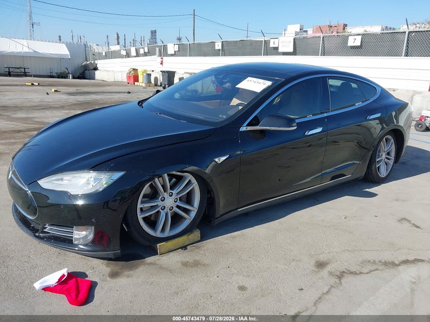 2015 TESLA MODEL S auction photo 2