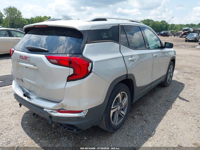 2020 GMC TERRAIN auction photo 4