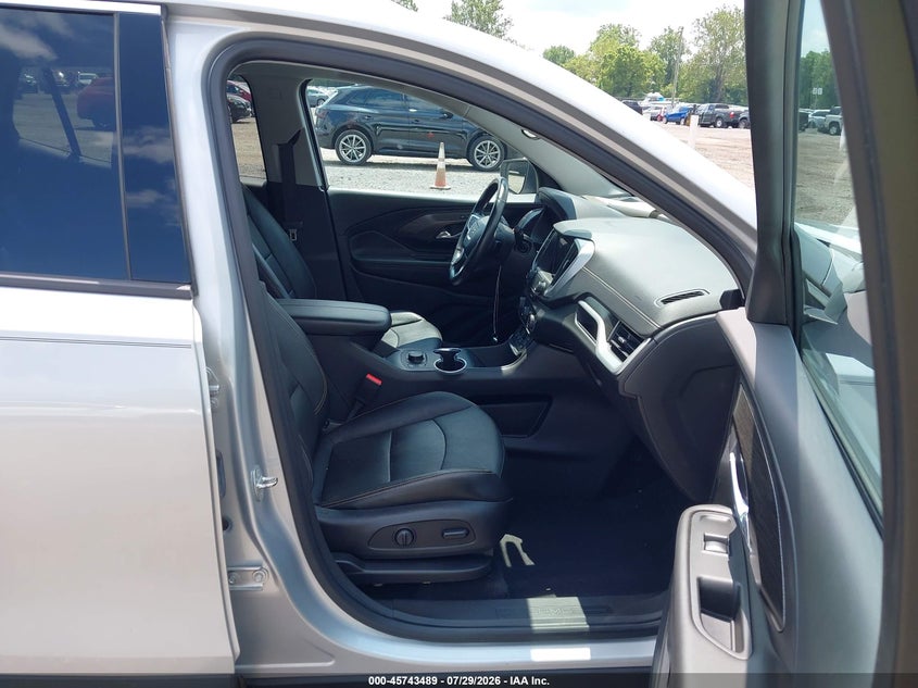 2020 GMC TERRAIN auction photo 5
