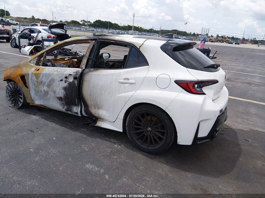 Vin: jtnabaae8sa020133, lot: 46242208, toyota gr corolla premium plus 20253