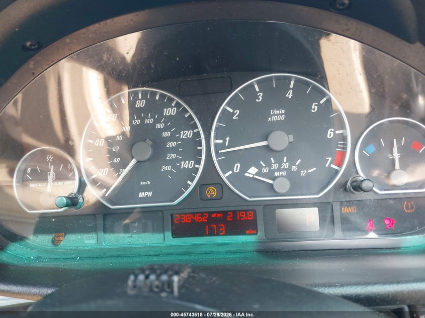 2005 BMW 330CI auction photo 7