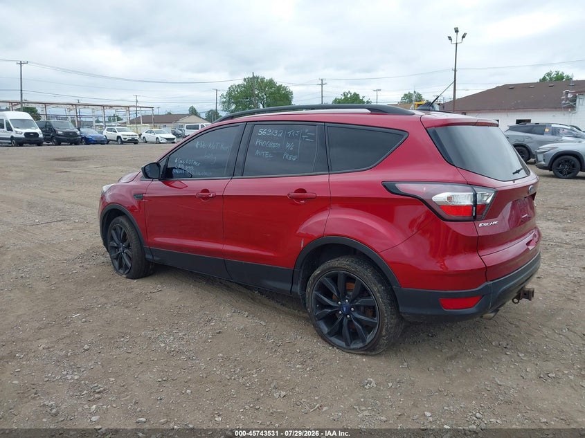 Vin: 1fmcu9gd7juc00118, lot: 46242235, ford escape se 20183