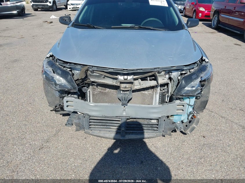 2020 CHEVROLET MALIBU auction photo 6