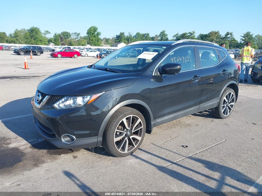 Vin: jn1bj1cr1hw123887, lot: 46242335, nissan rogue sport sl 20172