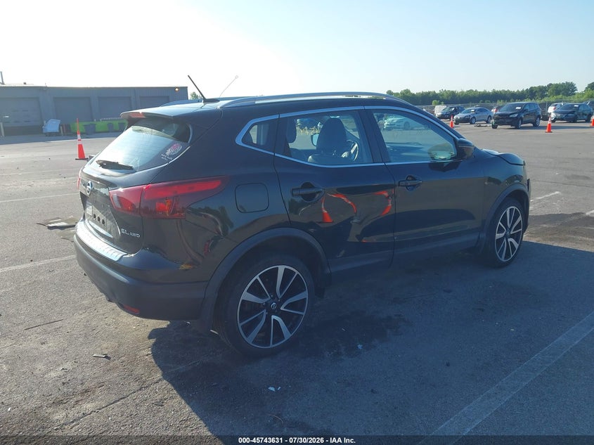 Vin: jn1bj1cr1hw123887, lot: 46242335, nissan rogue sport sl 20174