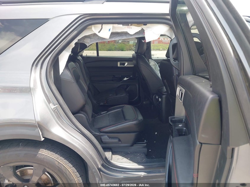 2022 FORD EXPLORER ST-LINE · Фото 8
