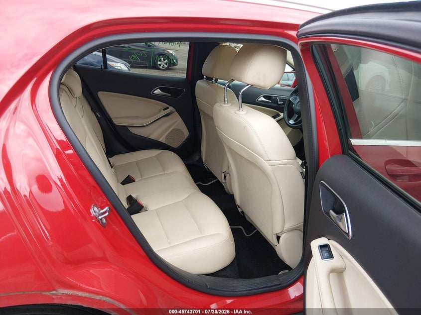 MERCEDES-BENZ GLA 250 2018 VIN WDCTG4GB7JJ471320