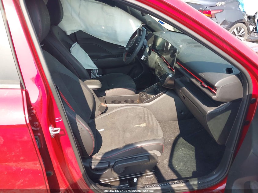2025 HYUNDAI KONA auction photo 5