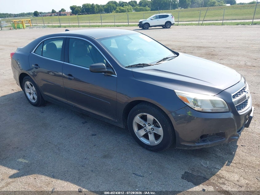 Vin: 1g11b5sa0df246981, lot: 46242516, chevrolet malibu 1ls 2013 img_1