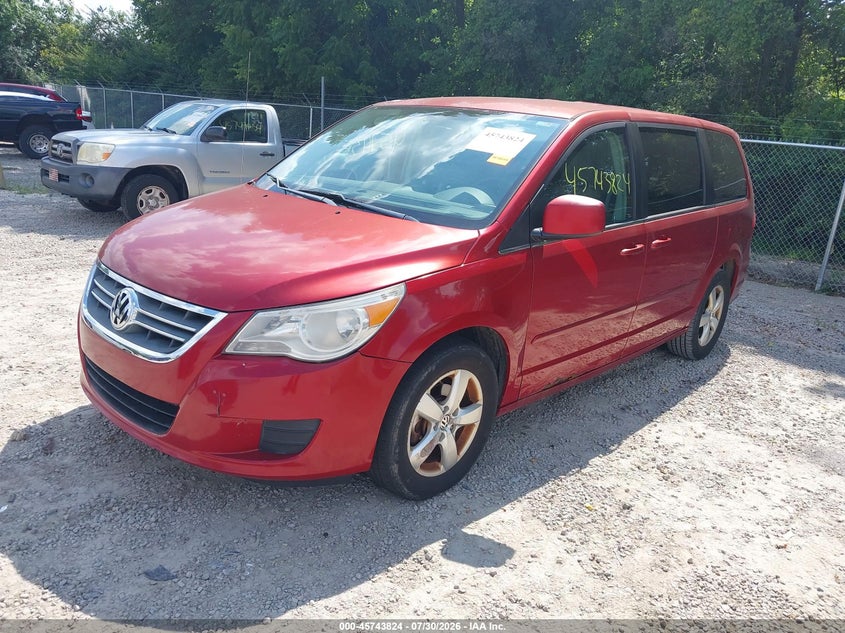 2009 VOLKSWAGEN ROUTAN auction photo 2