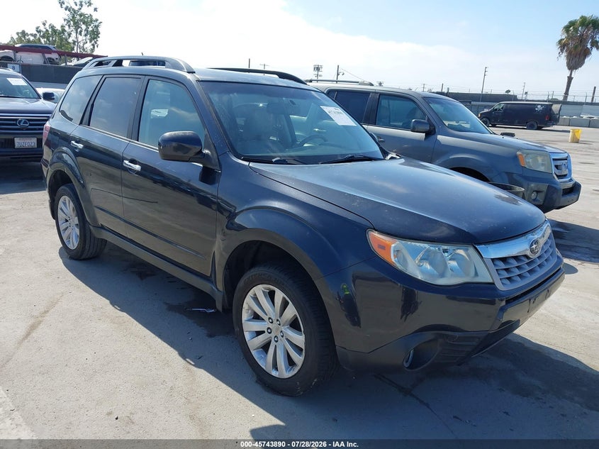 Vin: jf2shaec6bh709645, lot: 46242594, subaru forester 2.5x limited 2011 img_1