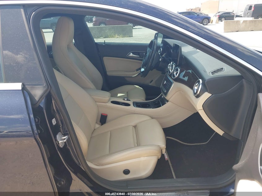 2018 MERCEDES-BENZ CLA 250 — zdjęcie 5