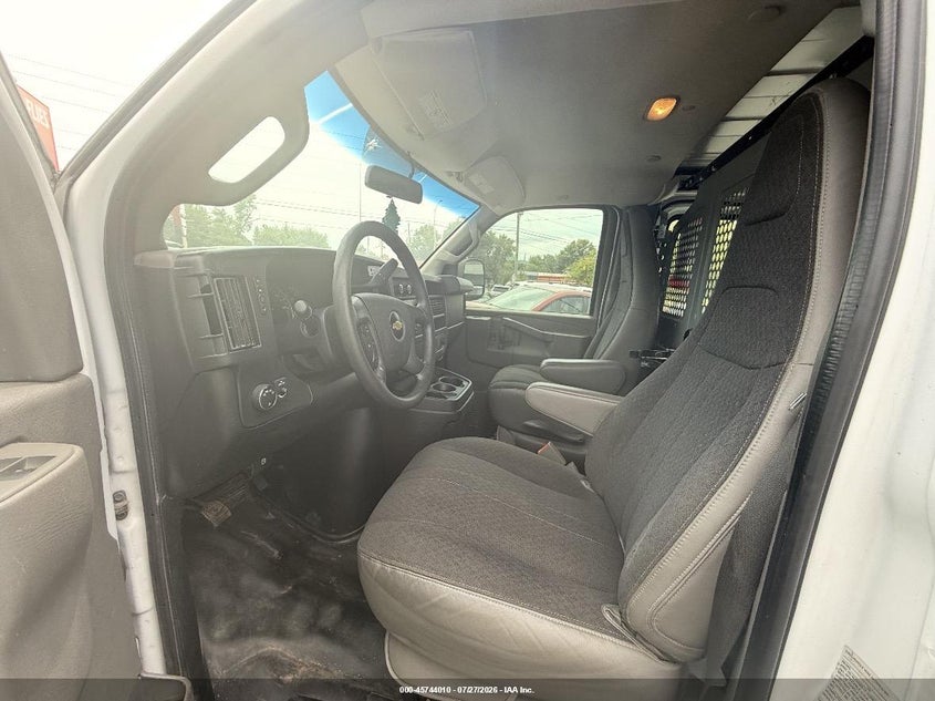 2018 CHEVROLET EXPRESS 2500 auction photo 5