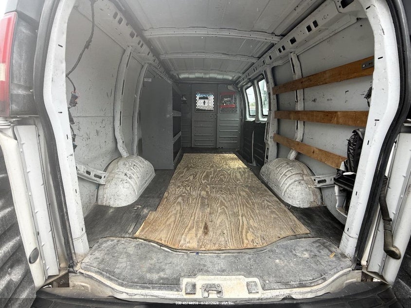 2018 CHEVROLET EXPRESS 2500 auction photo 8