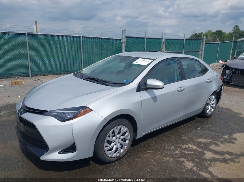 Vin: 2t1burhe2hc938410, lot: 46242719, toyota corolla le 20172