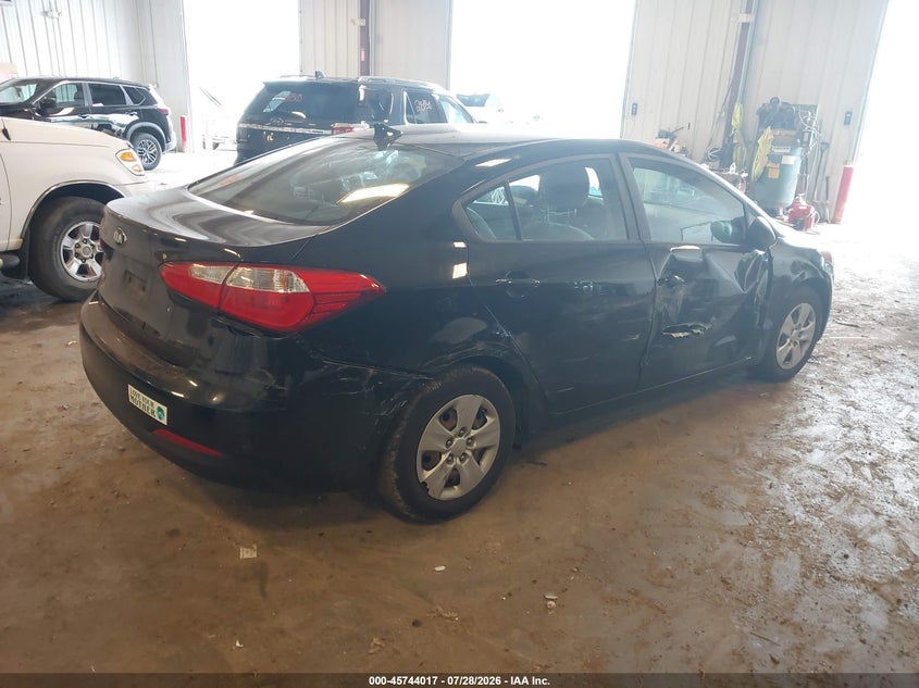 2015 KIA FORTE auction photo 4