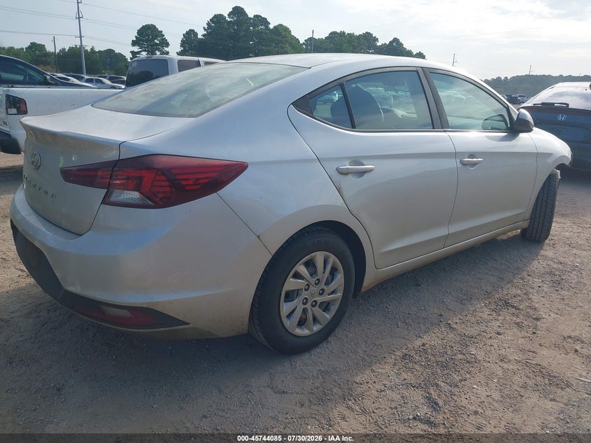 2019 HYUNDAI ELANTRA auction photo 4
