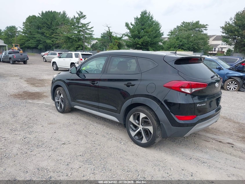 Vin: km8j3ca22hu528894, lot: 46242806, hyundai tucson sport 20173