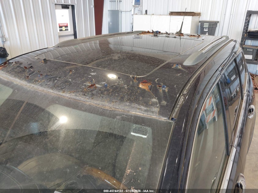 2011 JEEP GRAND CHEROKEE auction photo 6