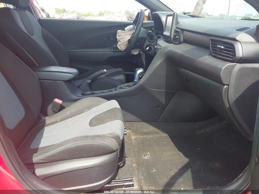 2019 HYUNDAI VELOSTER auction photo 5