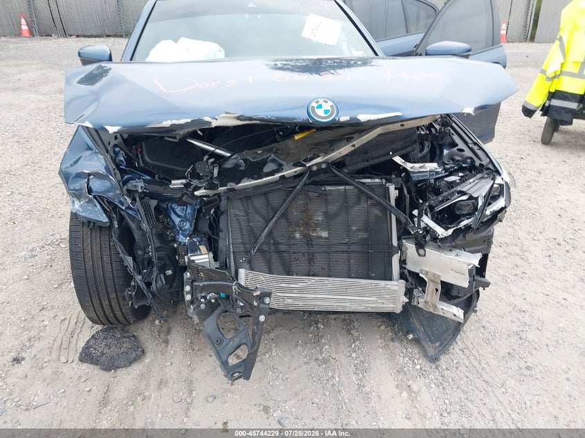 2023 BMW 530E auction photo 6