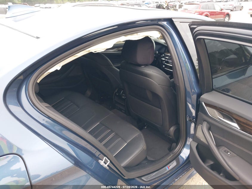 2023 BMW 530E auction photo 8