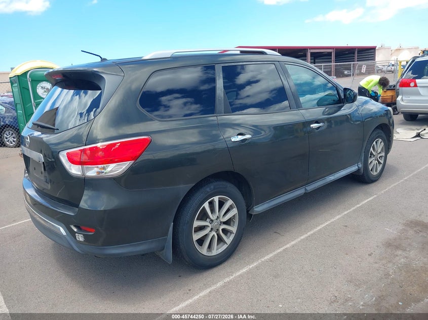 2015 NISSAN PATHFINDER auction photo 4