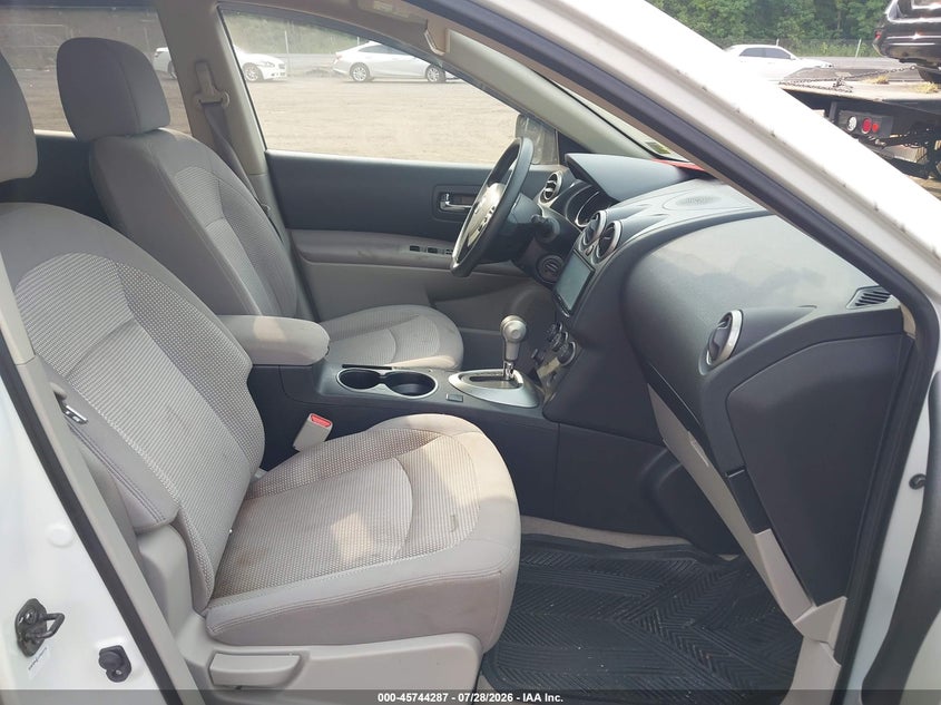 2012 NISSAN ROGUE auction photo 5