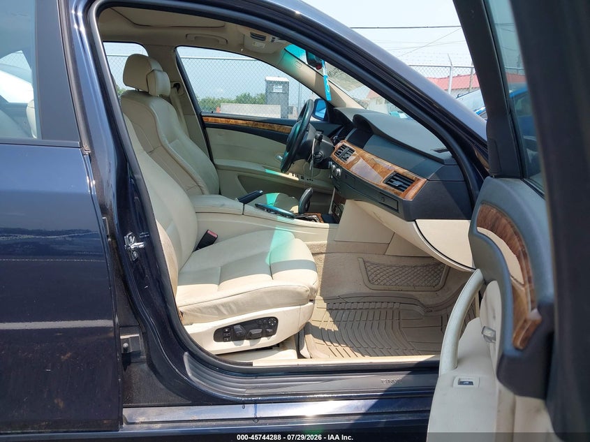 2008 BMW 535I auction photo 5