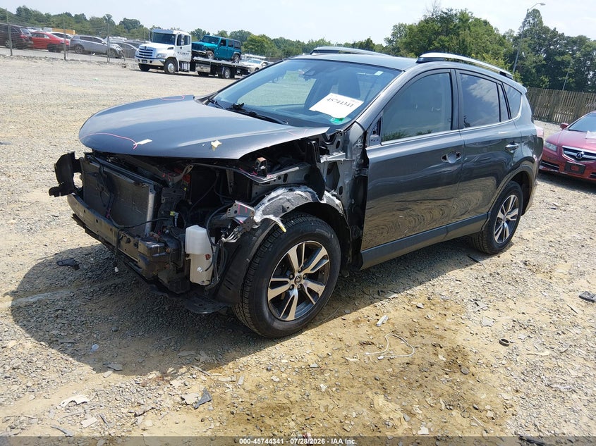 Vin: jtmrfrev4hj126253, lot: 46243045, toyota rav4 xle 20172
