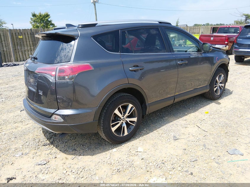 Vin: jtmrfrev4hj126253, lot: 46243045, toyota rav4 xle 20174