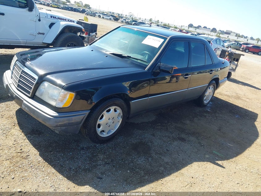 1995 Mercedes-Benz E-klasse, Звичайний знос, IAAI, VIN WDBEB31E6SC221730 — фото 2