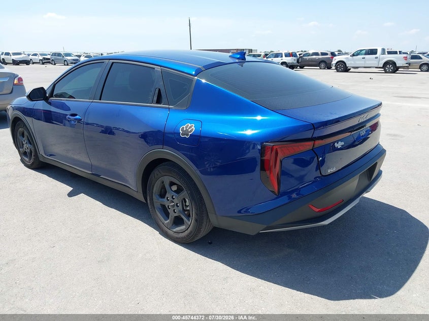 Vin: 3kpft4de5se240041, lot: 46243076, kia k4 lxs 20253