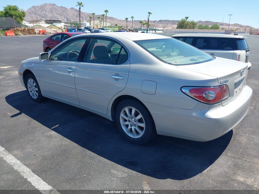 2004 LEXUS ES 330 auction photo 3